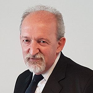 Cdor. Roberto Portela